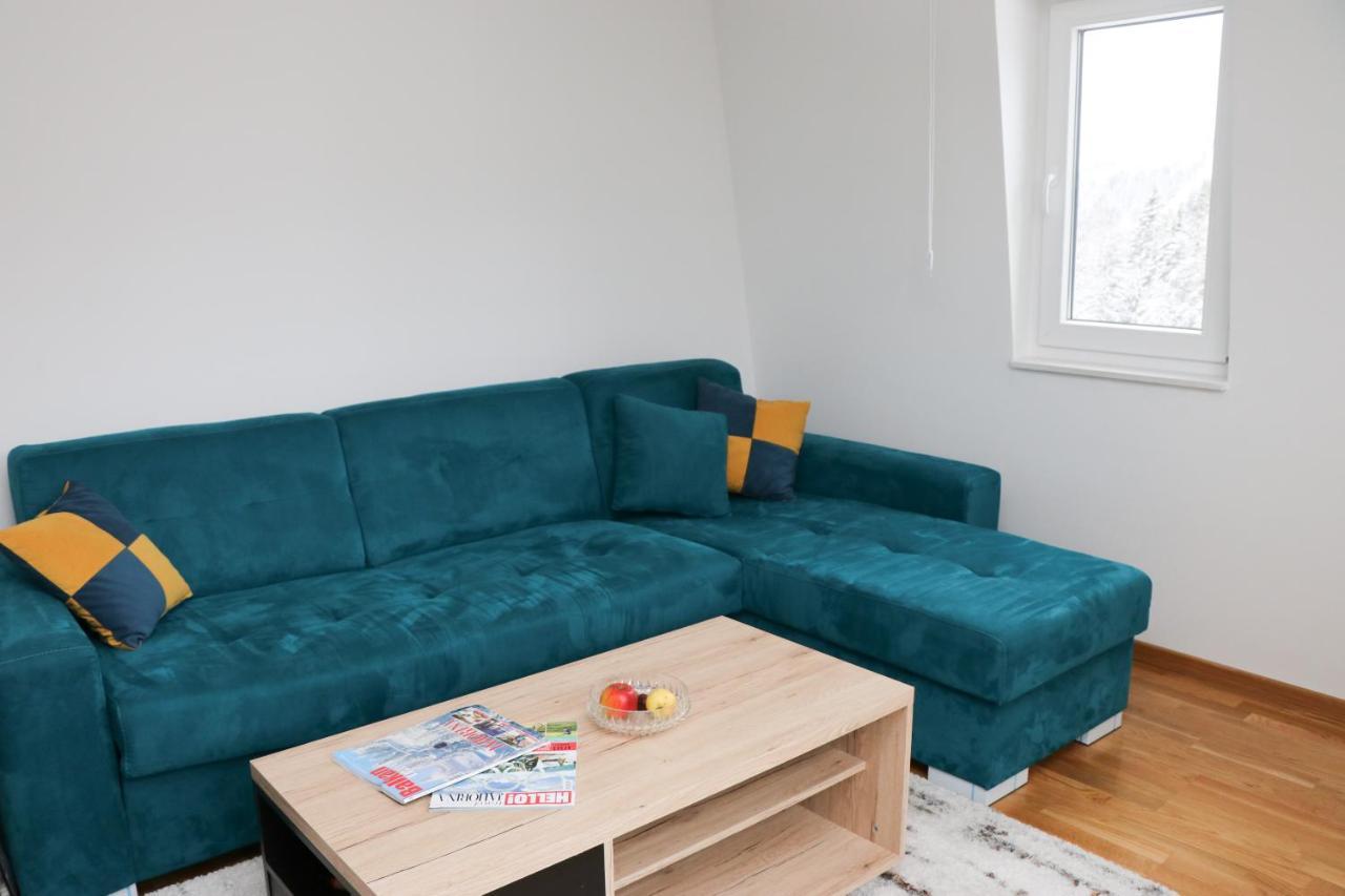 Apartmani Vidik - Groodvy House Яхорина Екстериор снимка