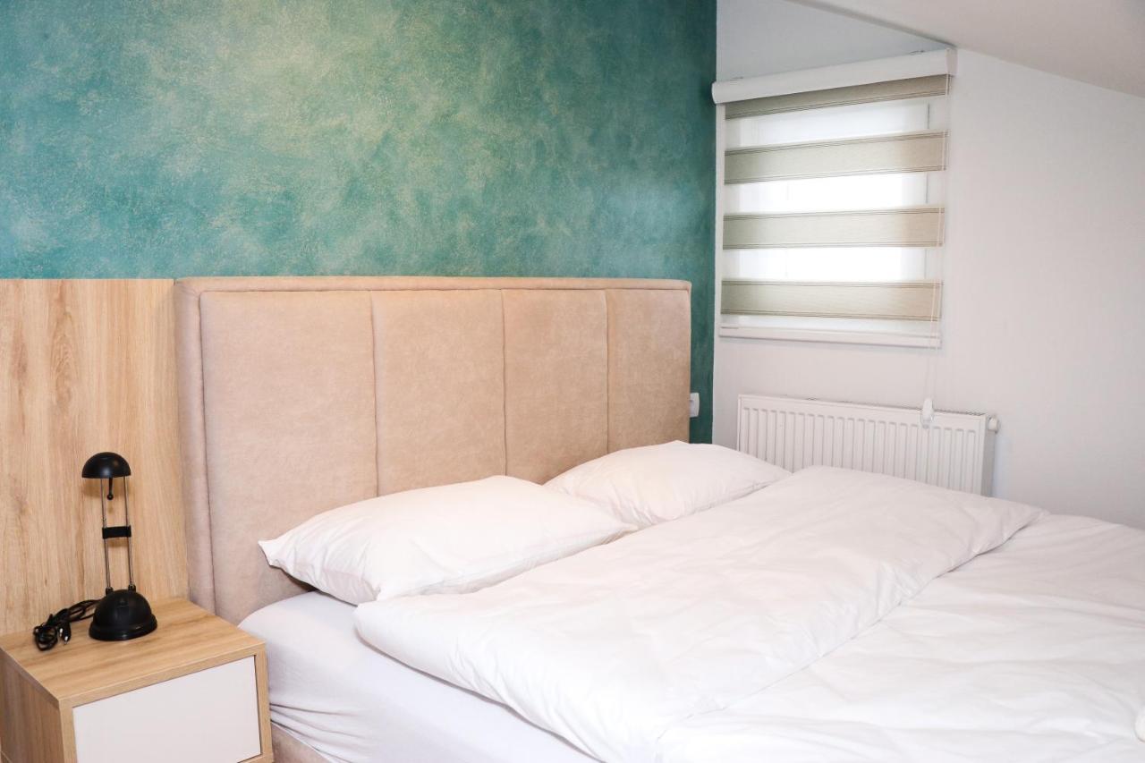 Apartmani Vidik - Groodvy House Яхорина Екстериор снимка